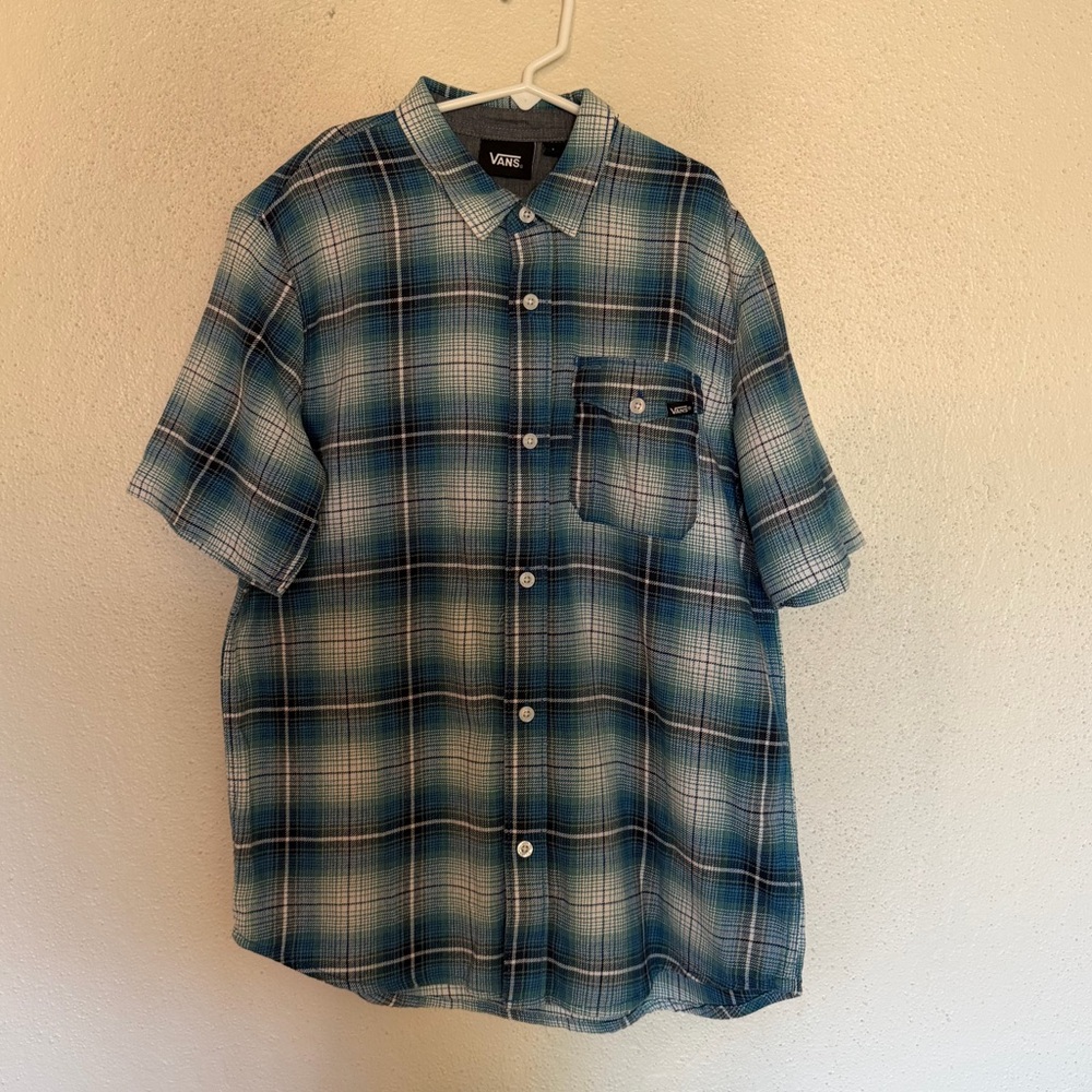 NWT Vans Boys Plaid Button-Down Shirt